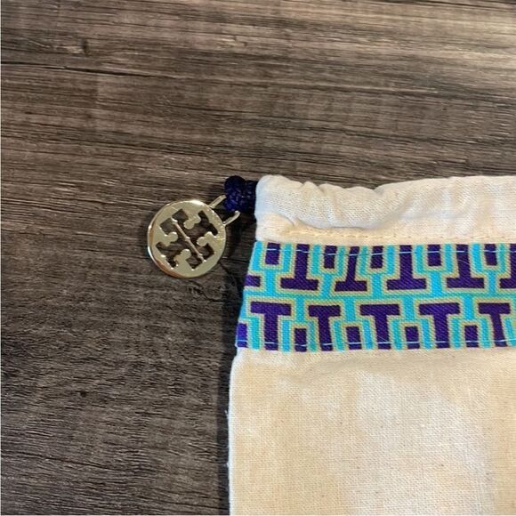 Tory Burch Handbags - Tory Burch Drawstring Pouch shoe bag with Geometric Trim